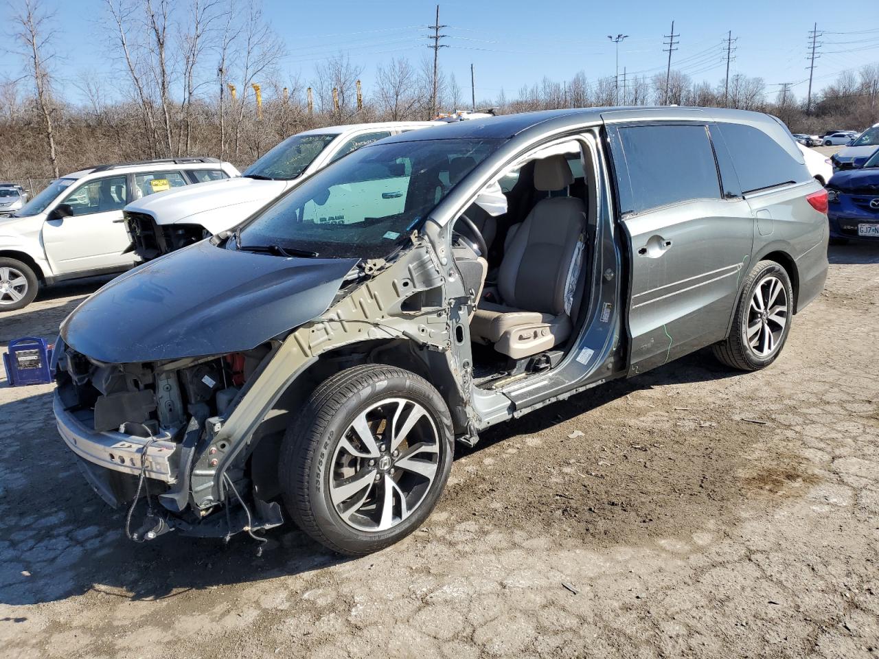 2018 Honda Odyssey Elite VIN: 5FNRL6H9XJB018383 Lot: 41602894