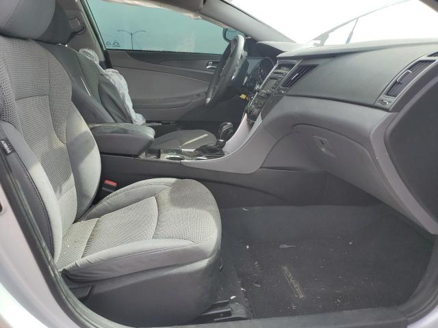  HYUNDAI SONATA 2014 Серебристый