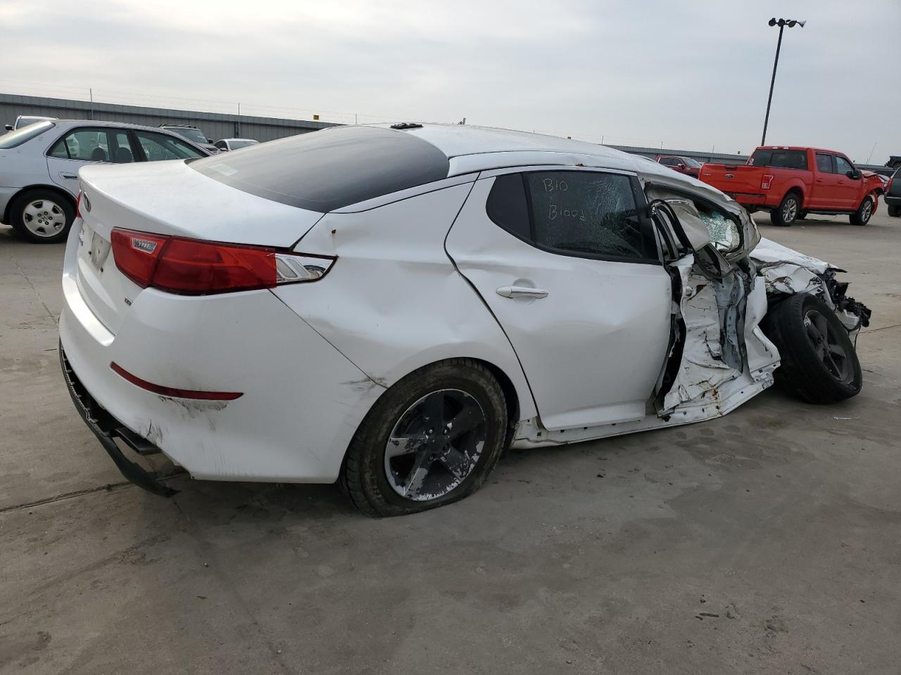 VIN KNAGM4A78F5569497 2015 KIA OPTIMA no.3