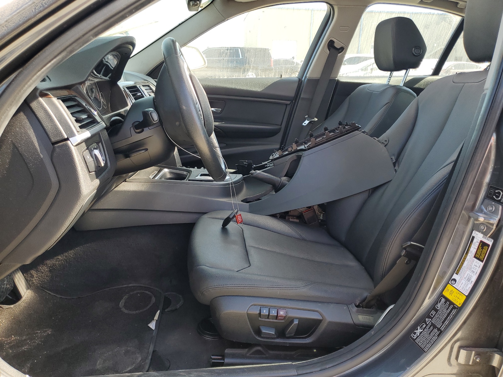 WBA3B3G56FNT68427 2015 BMW 328 Xi