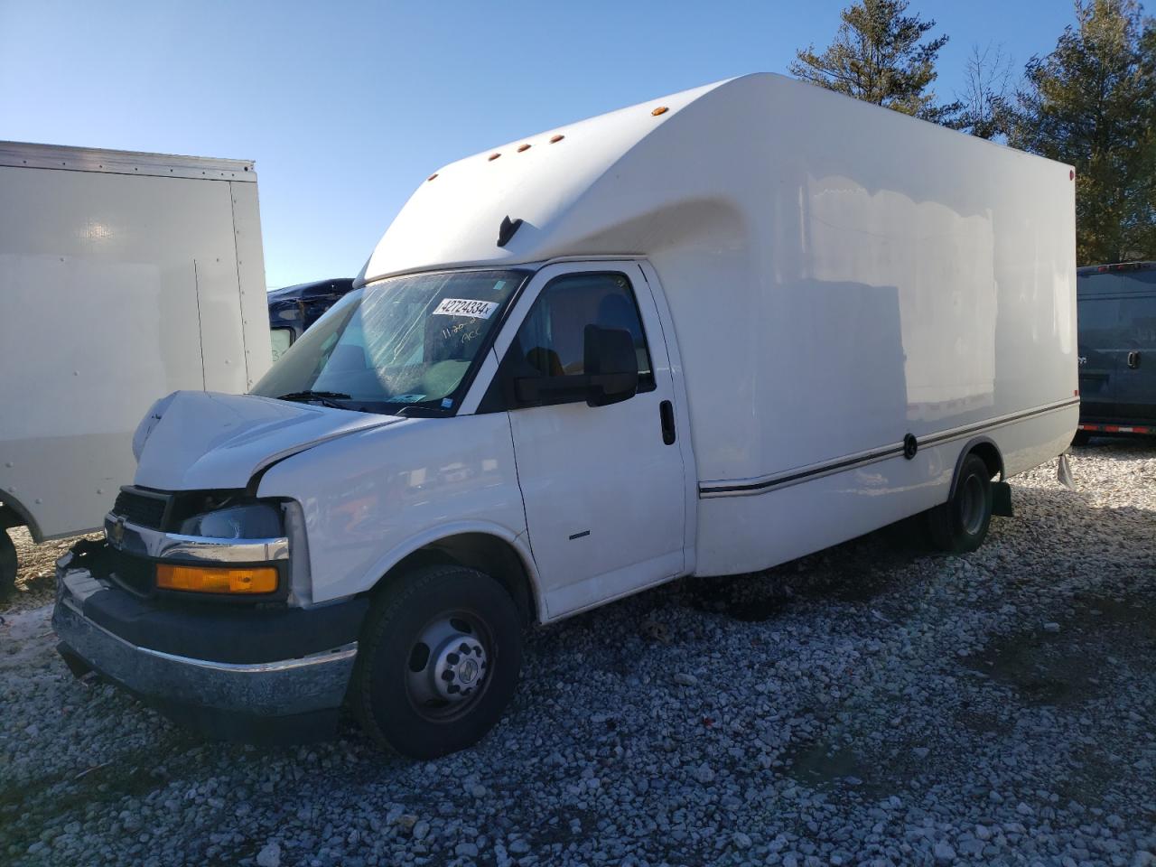 2019 Chevrolet Express G3500 for Sale in West Warren, MA - Front End