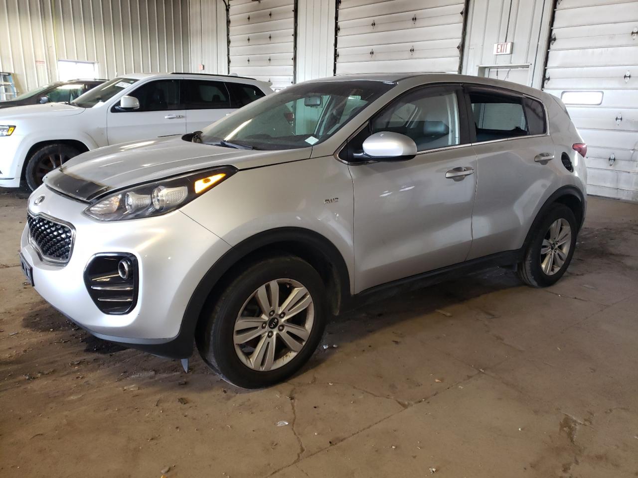 KNDPMCAC1H7128117 2017 KIA SPORTAGE - Image 1