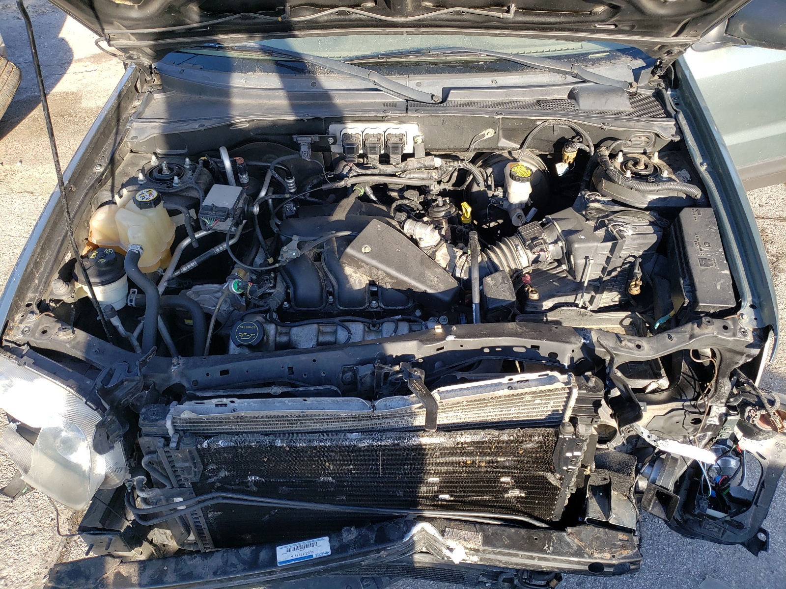 1FMYU93125KB41773 2005 Ford Escape Xlt