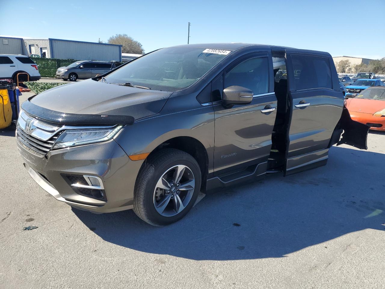 2019 Honda Odyssey - Image 1