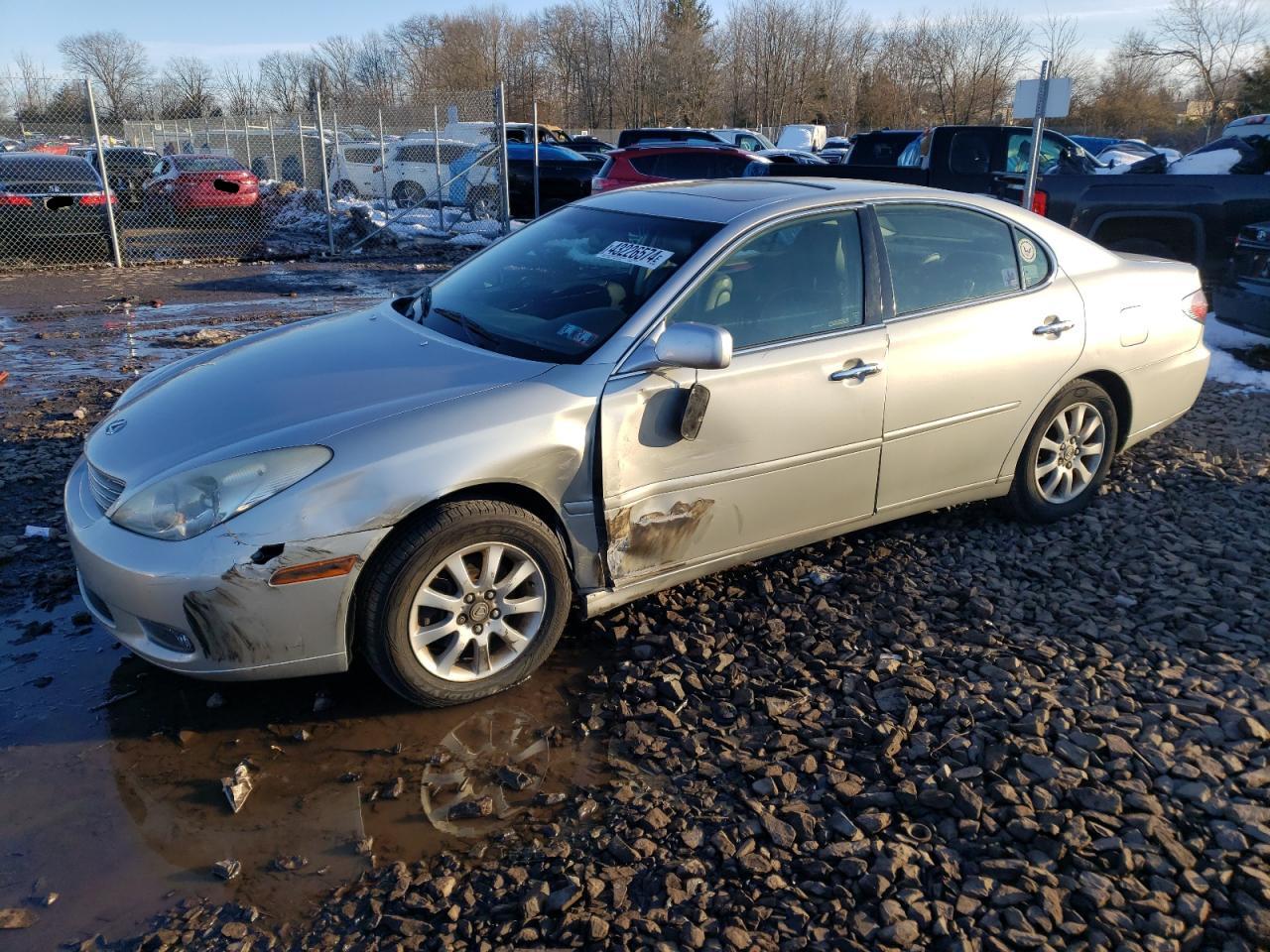2002 Lexus ES - Image 1