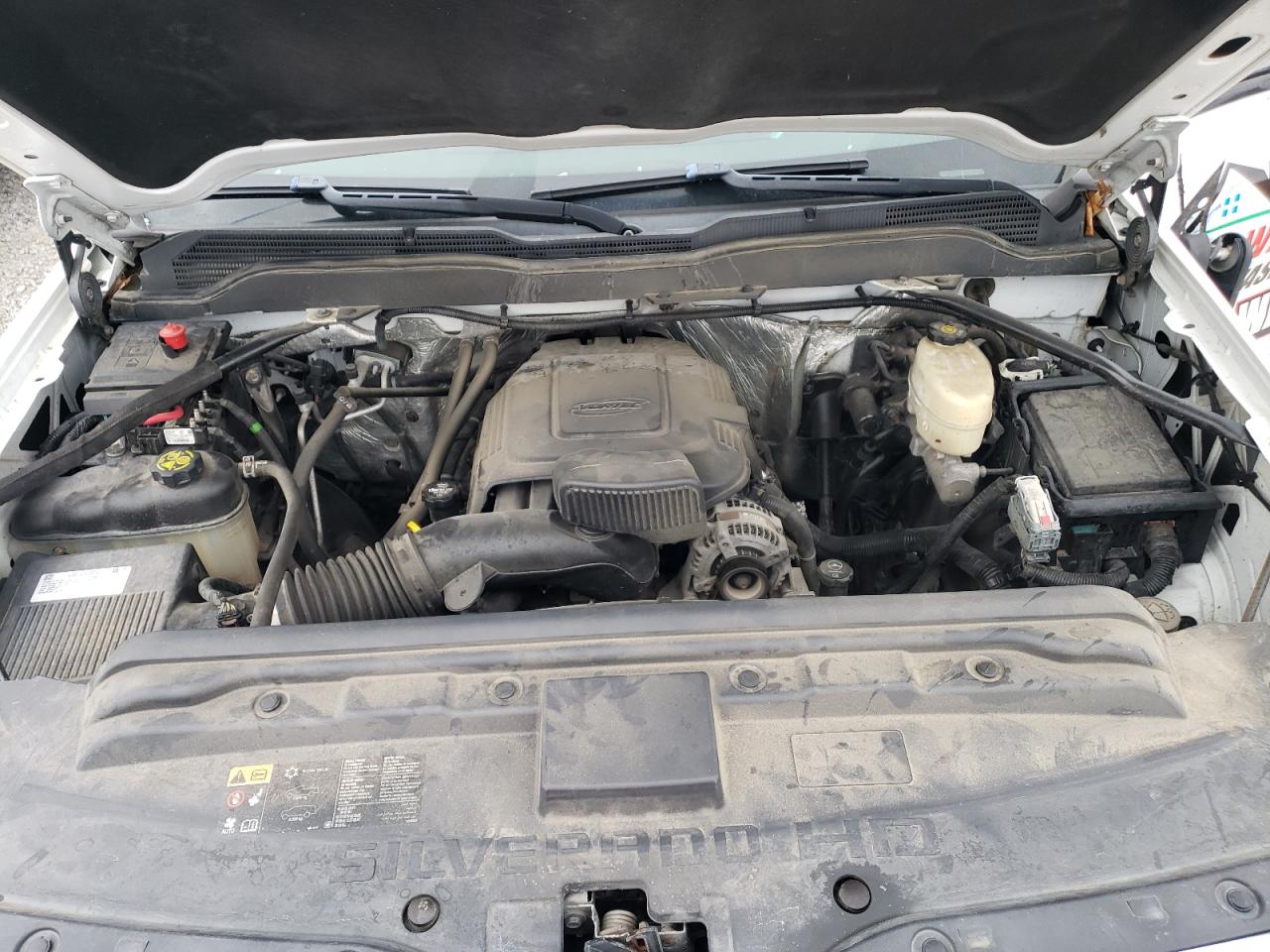 2017 Chevrolet Silverado - Image 11