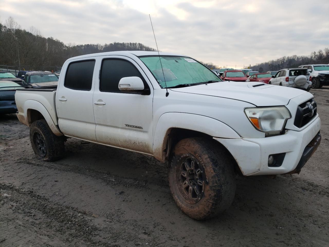 2013 Toyota Tacoma Double Cab VIN: 3TMLU4EN2DM110998 Lot: 40458324