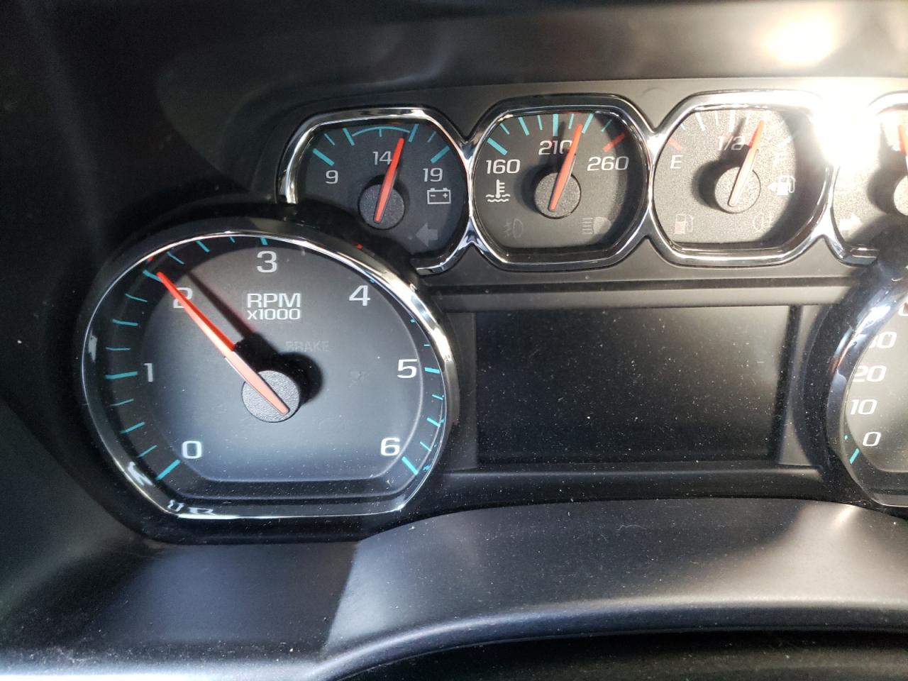 1GCVKREC4FZ268626 2015 Chevrolet Silverado K1500 Lt