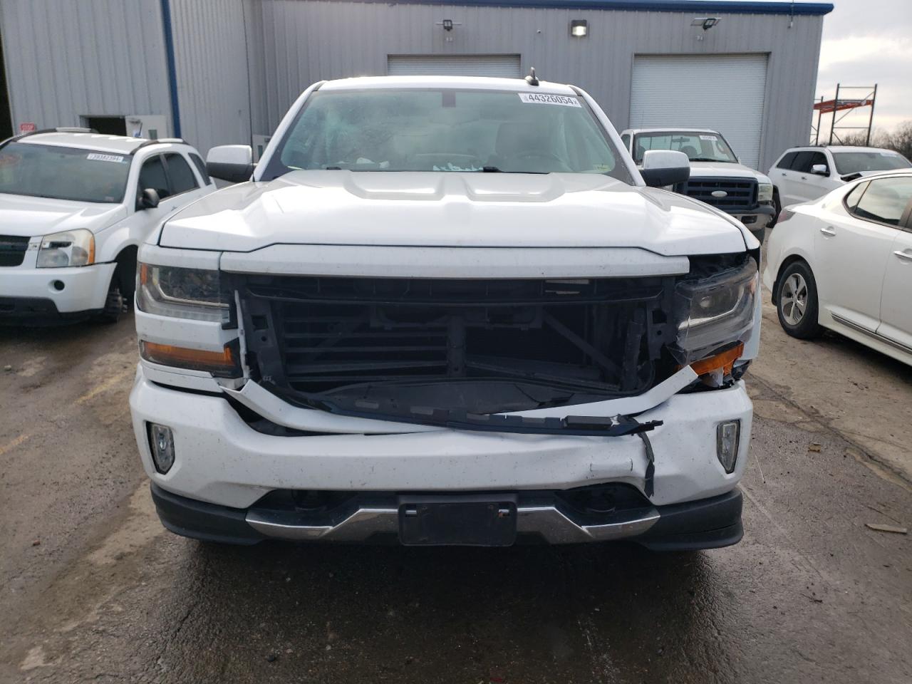 2017 Chevrolet Silverado K1500 Lt VIN: 3GCUKREC8HG347506 Lot: 44326054