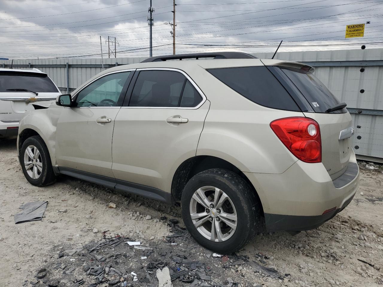 2GNFLFEK2F6263371 2015 CHEVROLET EQUINOX - Image 2