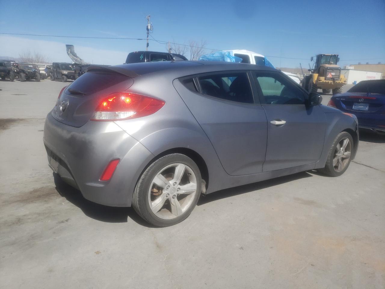 VIN KMHTC6AD6DU145434 2013 HYUNDAI VELOSTER no.3