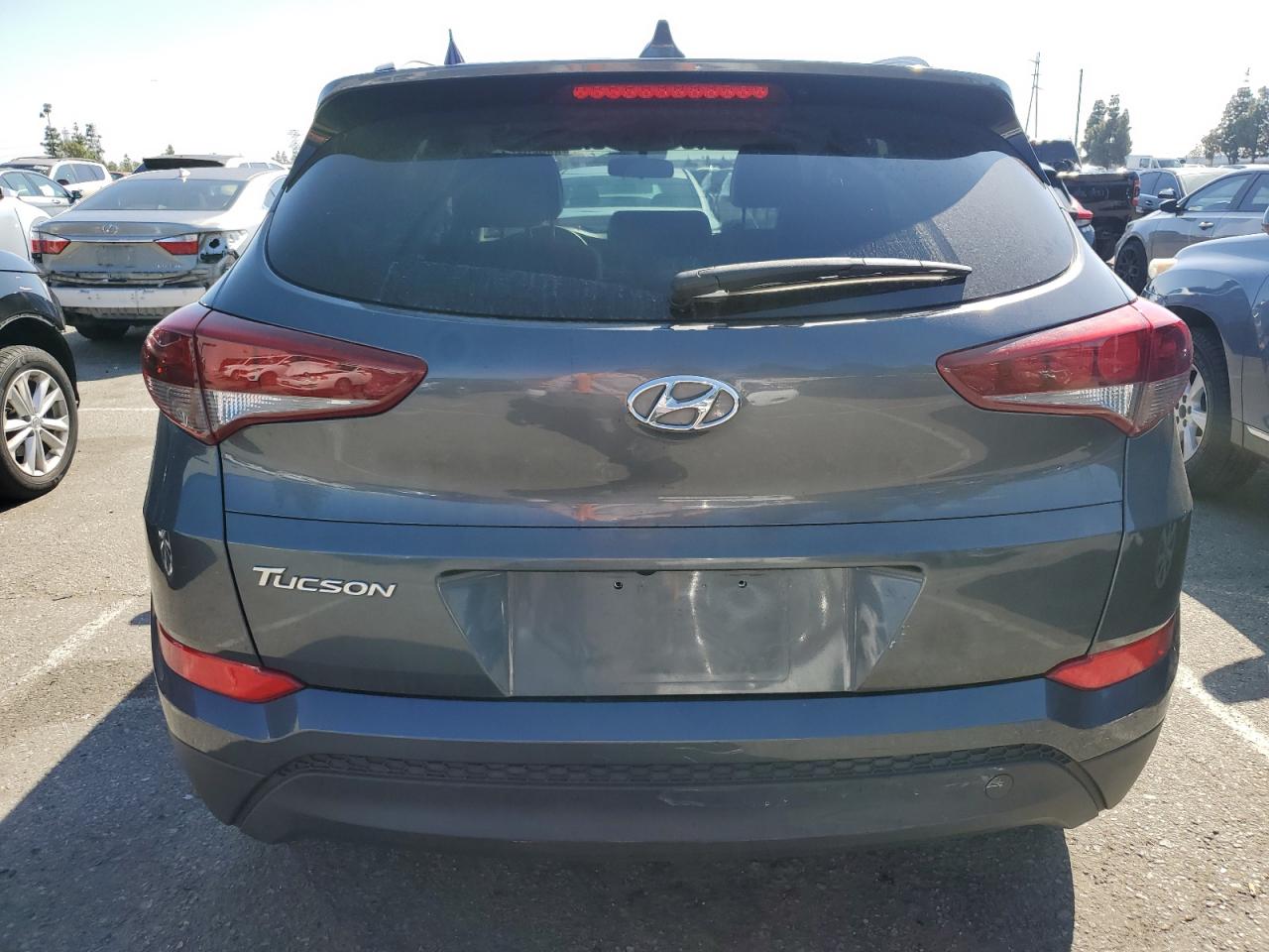 2018 Hyundai Tucson Sel VIN: KM8J33A46JU810477 Lot: 44960154