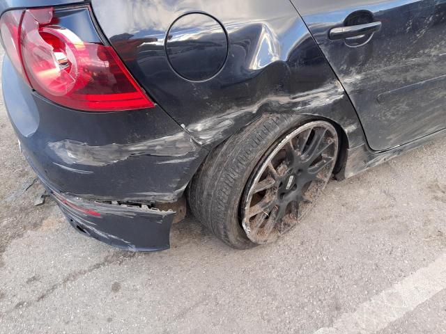 2006 VOLKSWAGEN GOLF R32