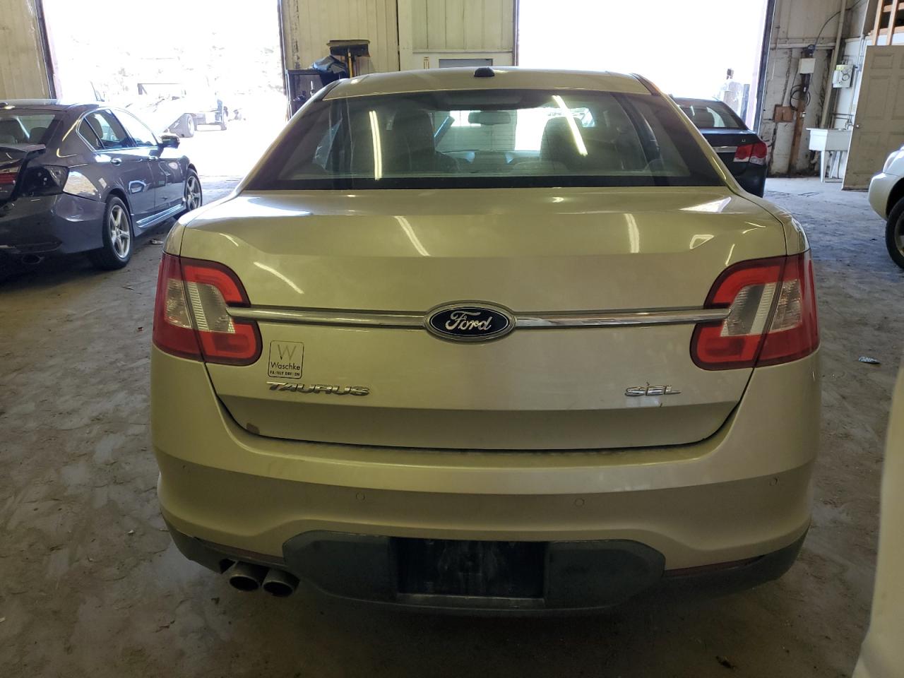 2011 Ford Taurus Sel VIN: 1FAHP2EW0BG108979 Lot: 44191084