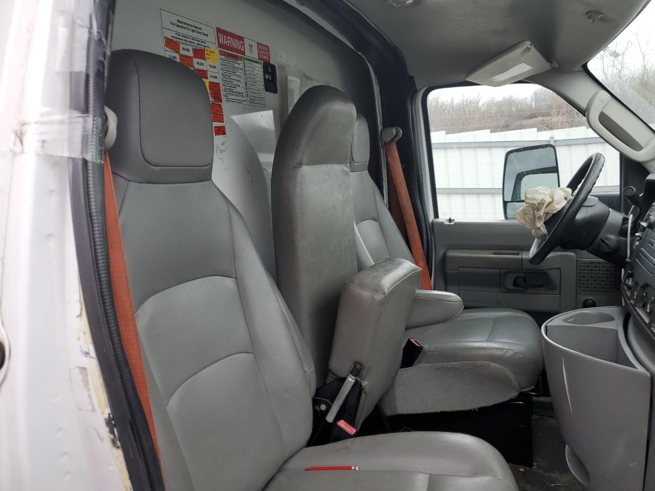 2015 Ford Econoline E350 Super Duty Cutaway Van VIN: 1FDWE3FL8FDA22565 Lot: 69801764