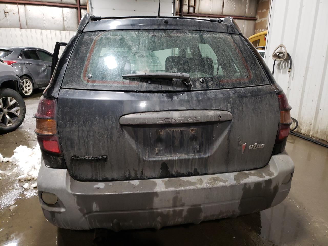 2003 Pontiac Vibe - Image 6