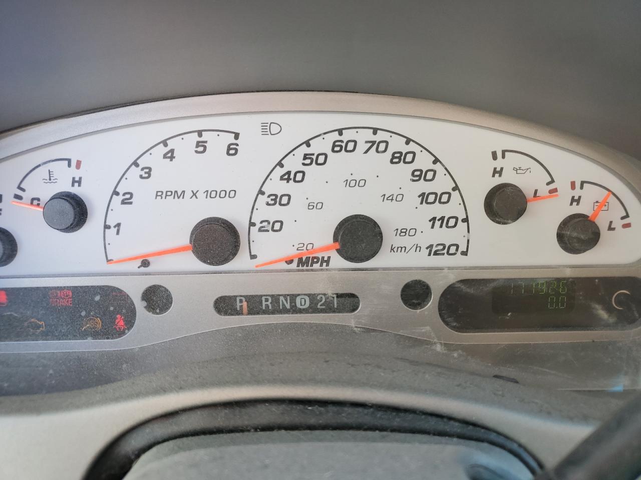 2005 Ford Explorer Sport Trac VIN: 1FMZU67K35UA38968 Lot: 40671994