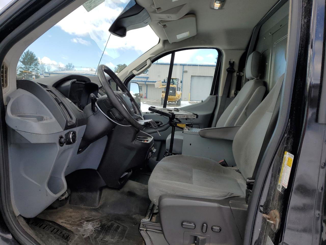 1FTBW2YG6HKB18686 2017 Ford Transit T-350