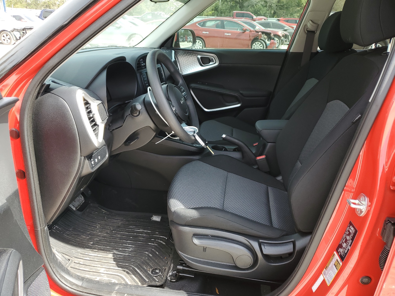 KNDJ23AU5P7207311 2023 Kia Soul Lx