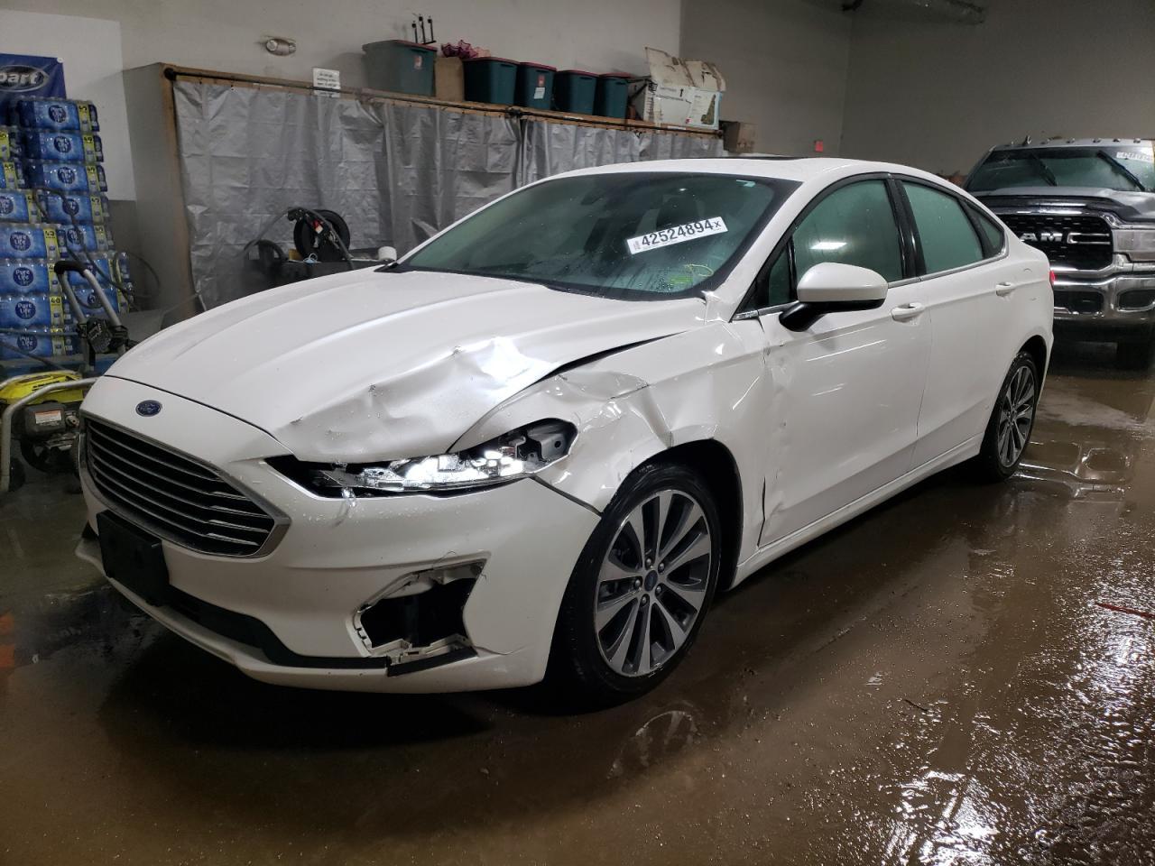 3FA6P0T90KR286019 2019 FORD FUSION - Image 1