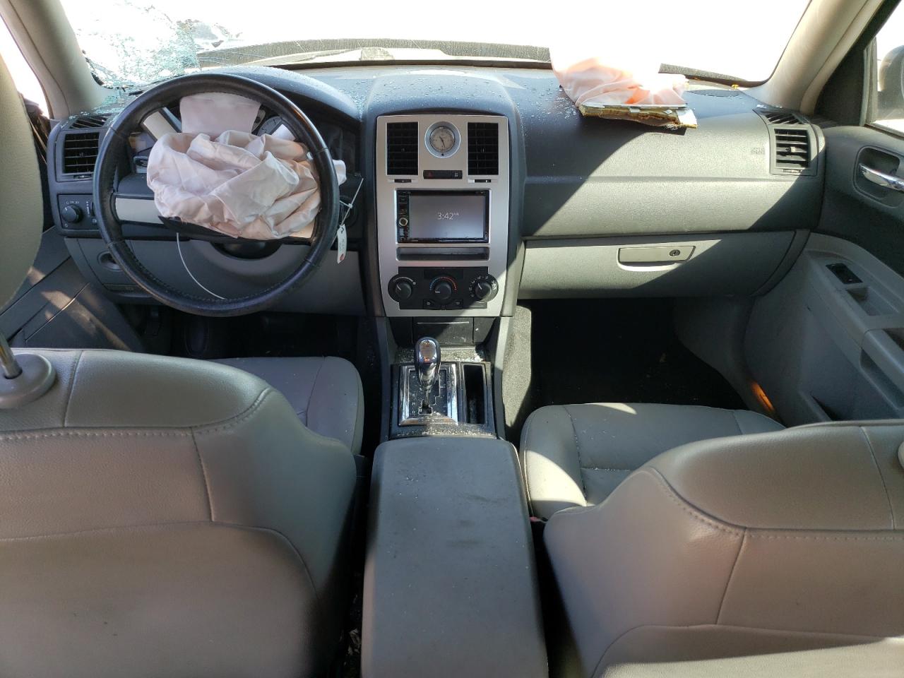 2006 Chrysler 300 Touring VIN: 2C3KA53GX6H384583 Lot: 59200354