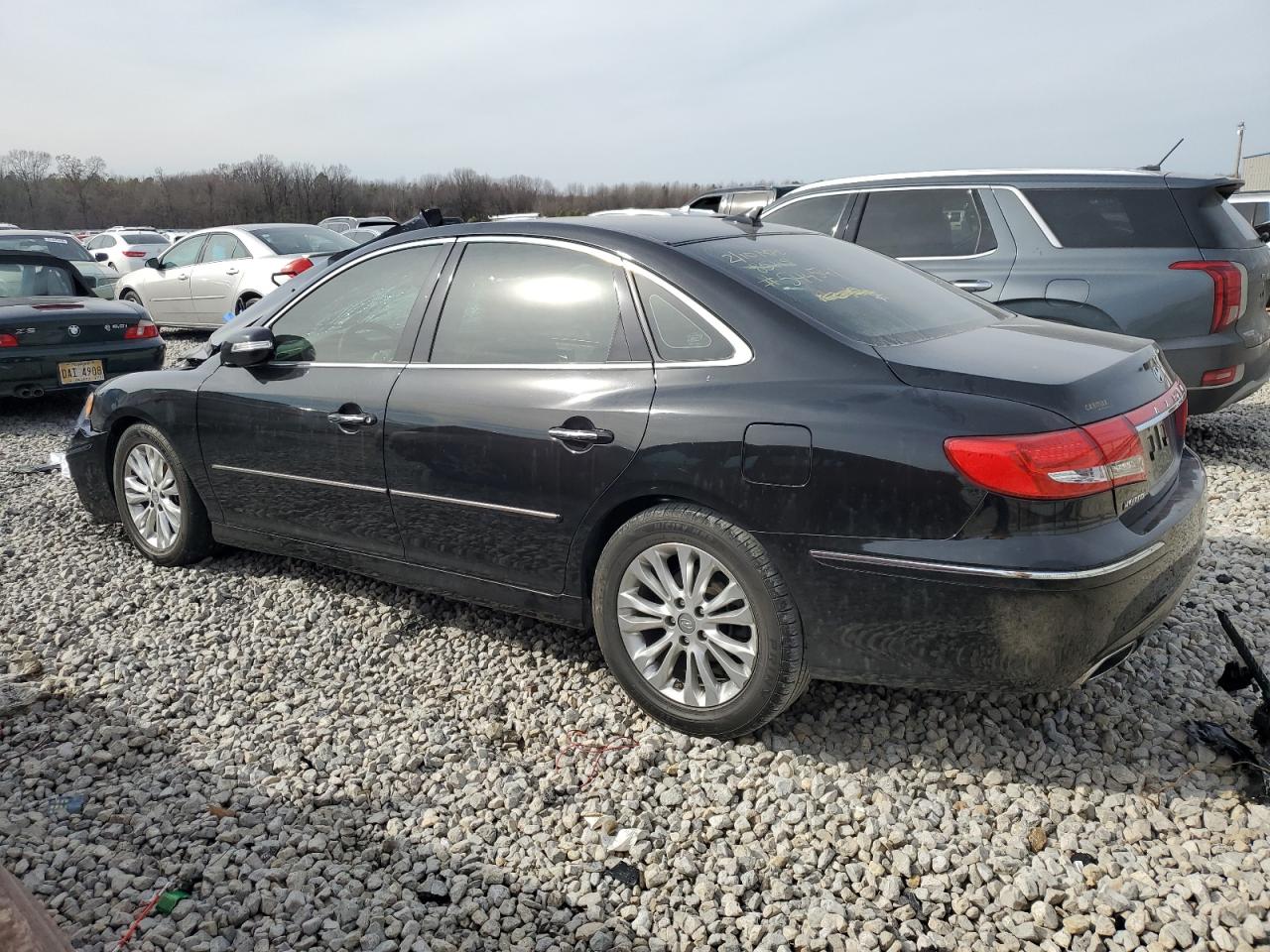 2011 Hyundai Azera - Image 2