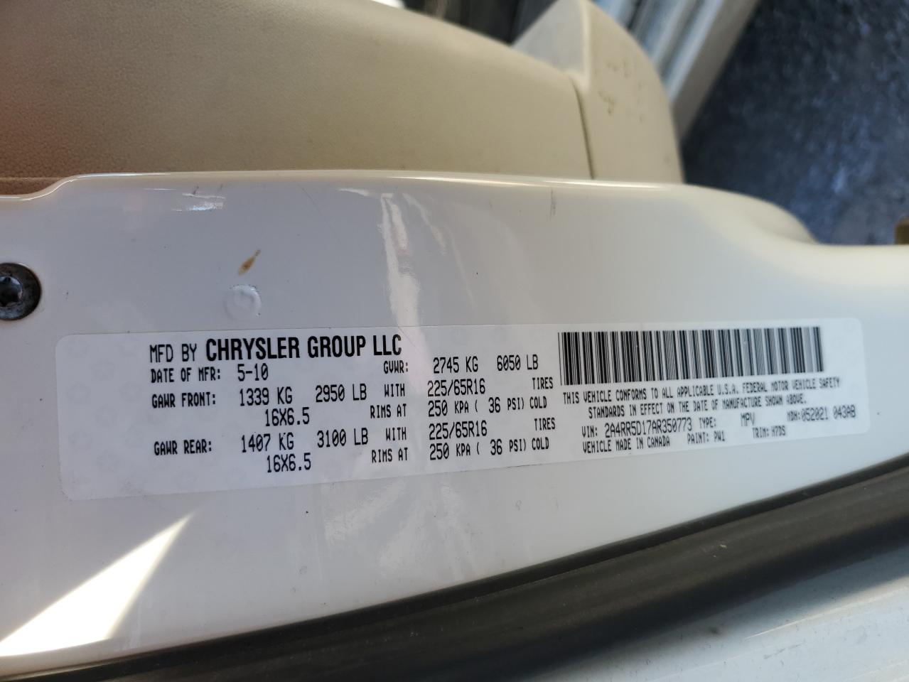 2010 Chrysler Town & Country Touring VIN: 2A4RR5D17AR350773 Lot: 43045644