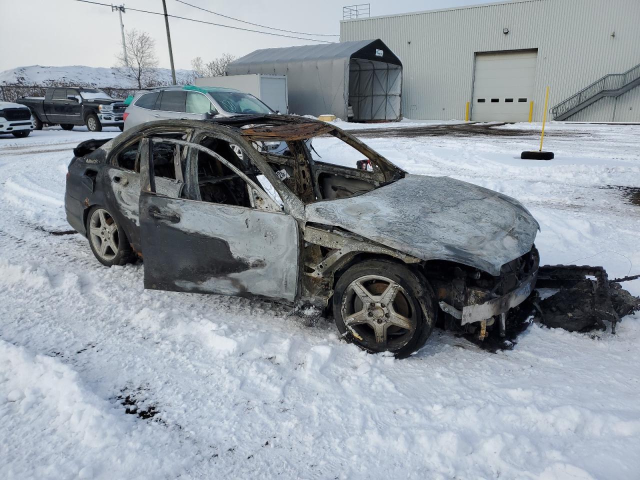 2010 Mercedes-Benz C 350 4Matic VIN: WDDGF8HB0AF463777 Lot: 43452284