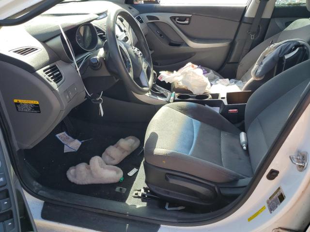 Седани HYUNDAI ELANTRA 2016 Білий