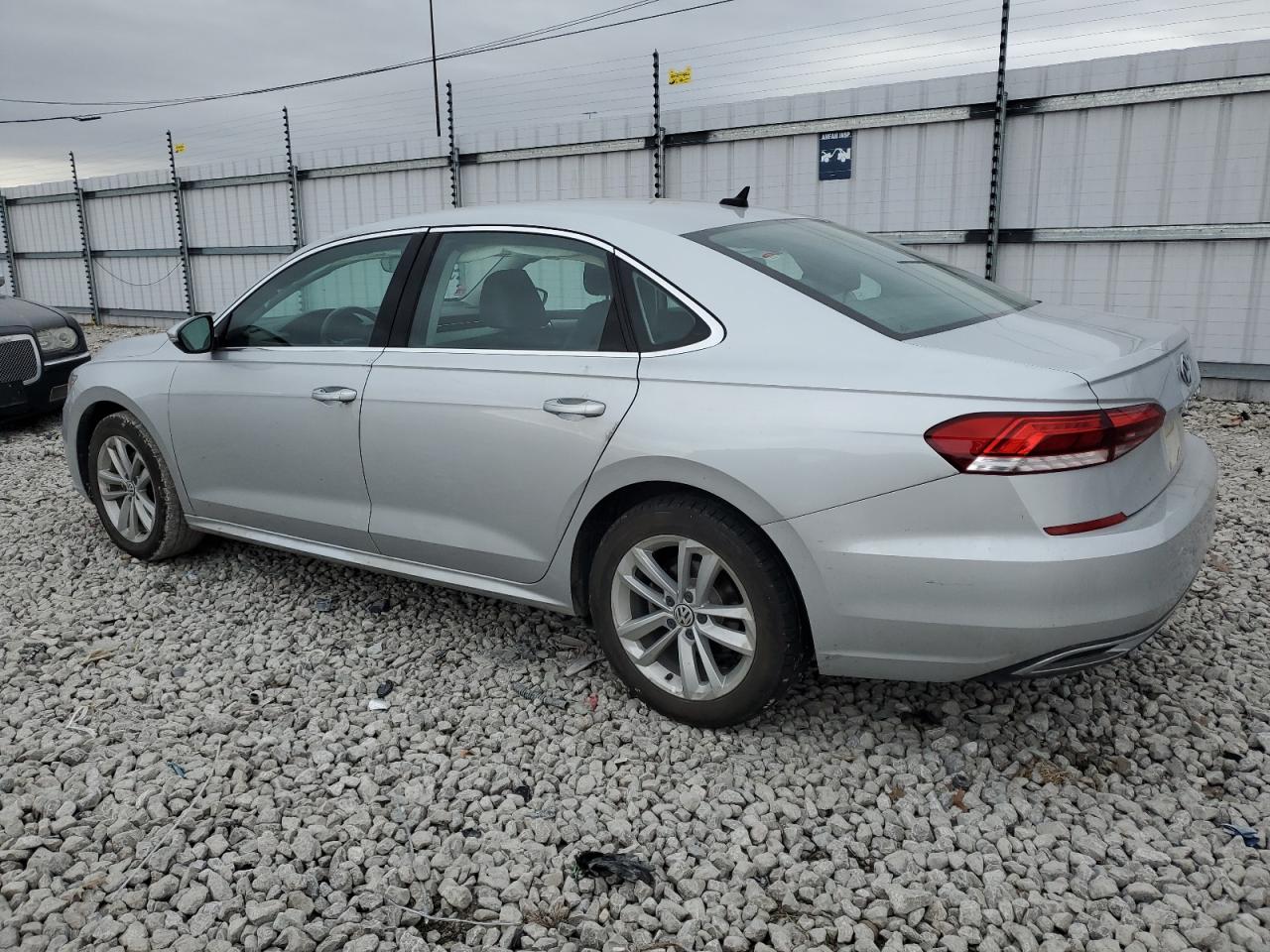 1VWSA7A31LC023665 2020 Volkswagen Passat Se