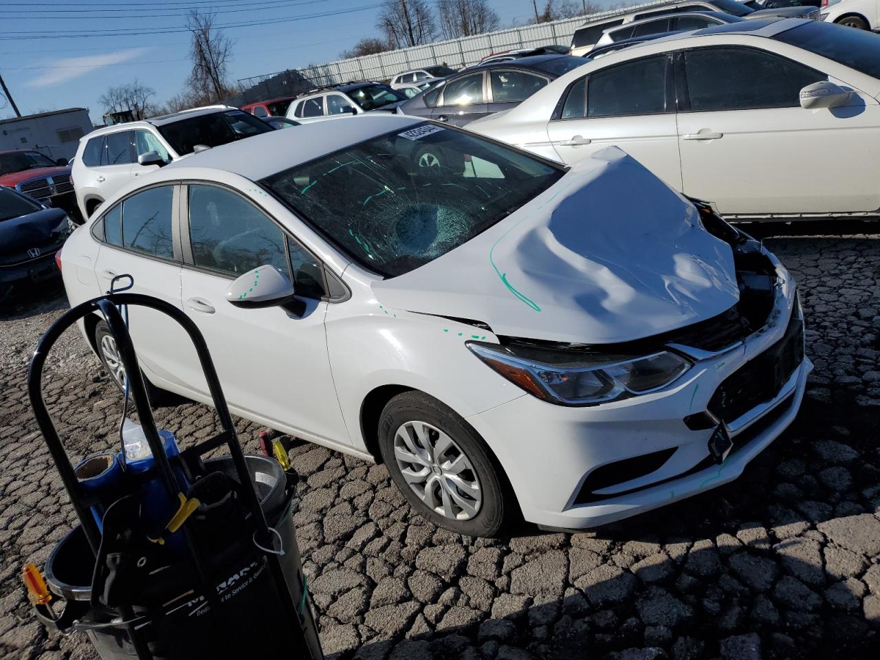 2018 Chevrolet Cruze Ls VIN: 1G1BC5SM8J7243912 Lot: 42324344