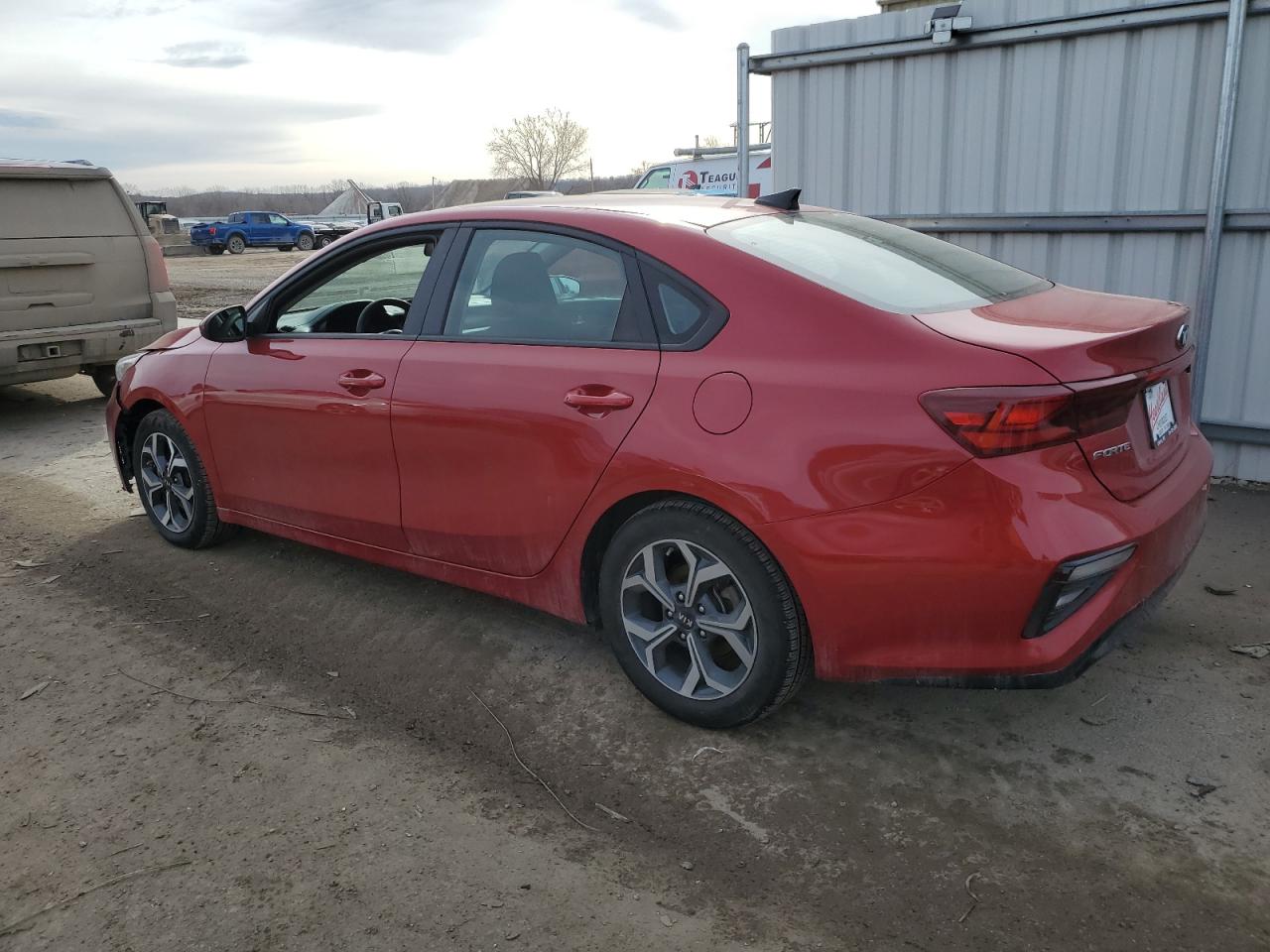 3KPF24AD1LE176306 2020 KIA FORTE - Image 2