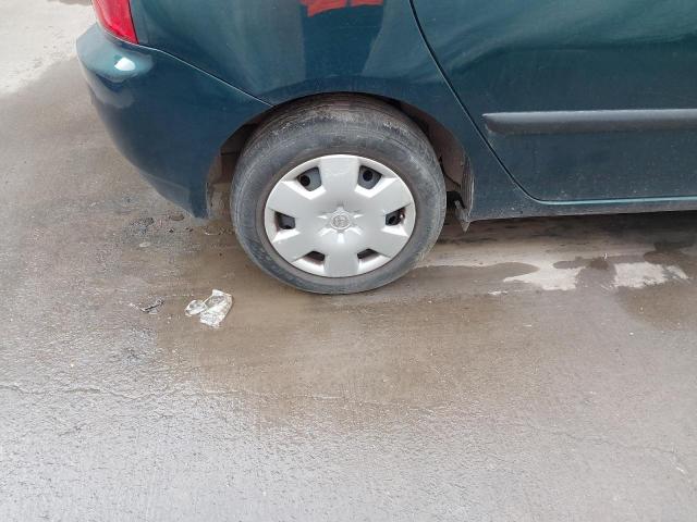 2003 TOYOTA COROLLA T2