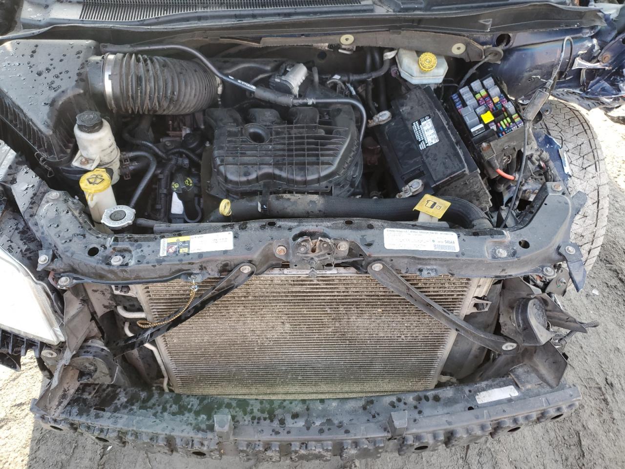 2013 Dodge Caravan - Image 12