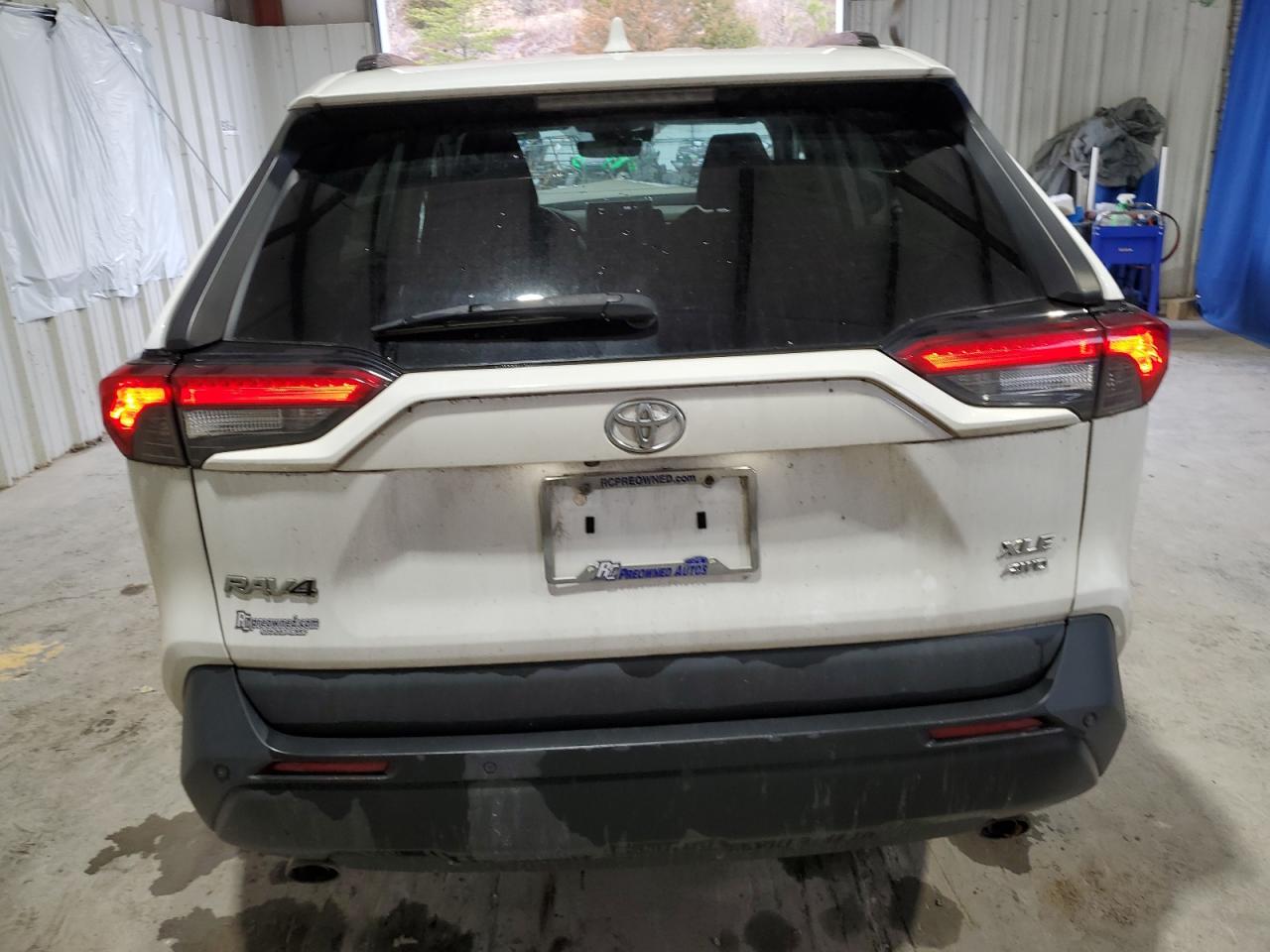 2019 Toyota Rav4 Xle VIN: 2T3P1RFV1KW017021 Lot: 44545604