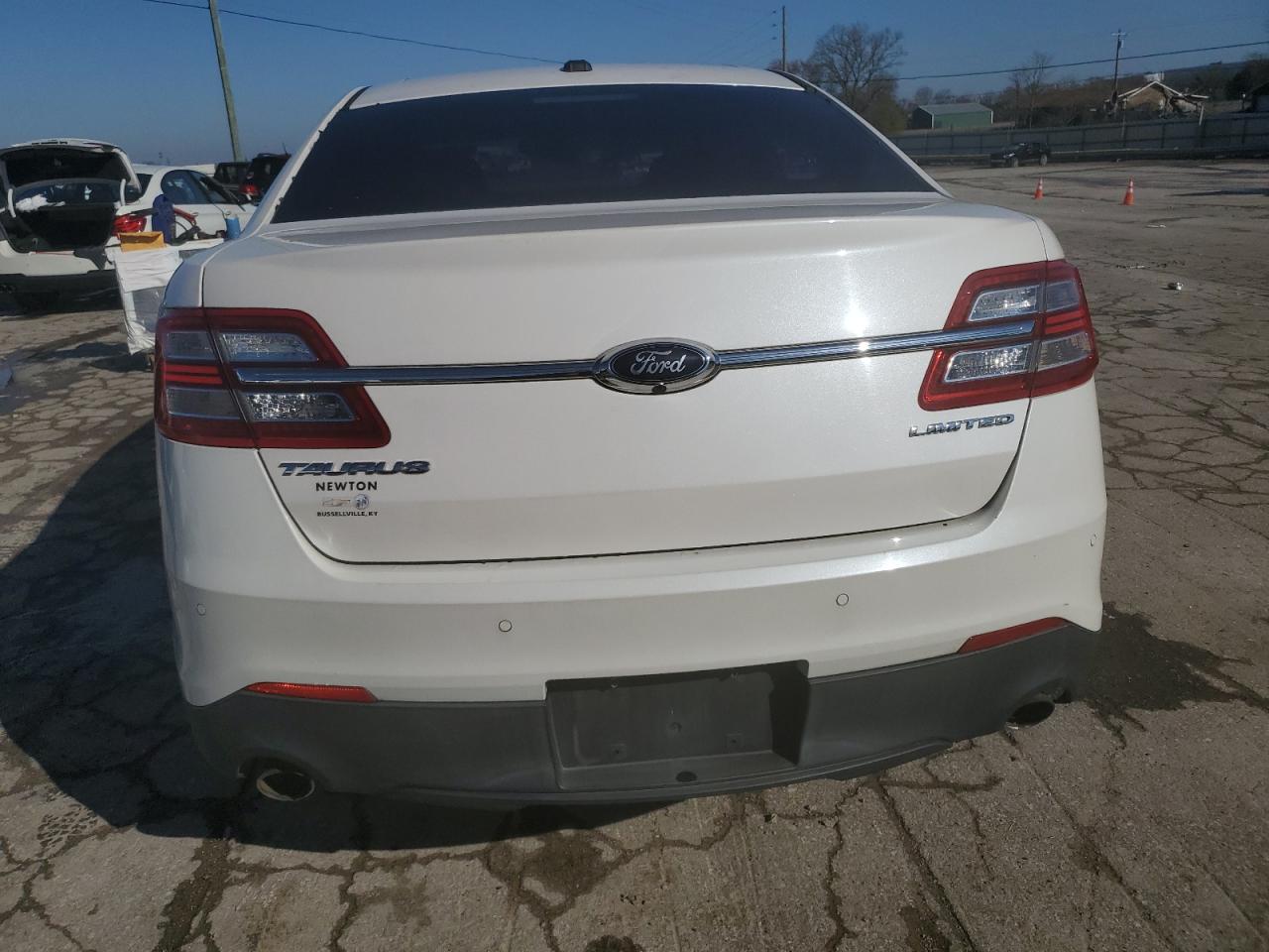 2013 Ford Taurus Limited VIN: 1FAHP2F8XDG131284 Lot: 42856884