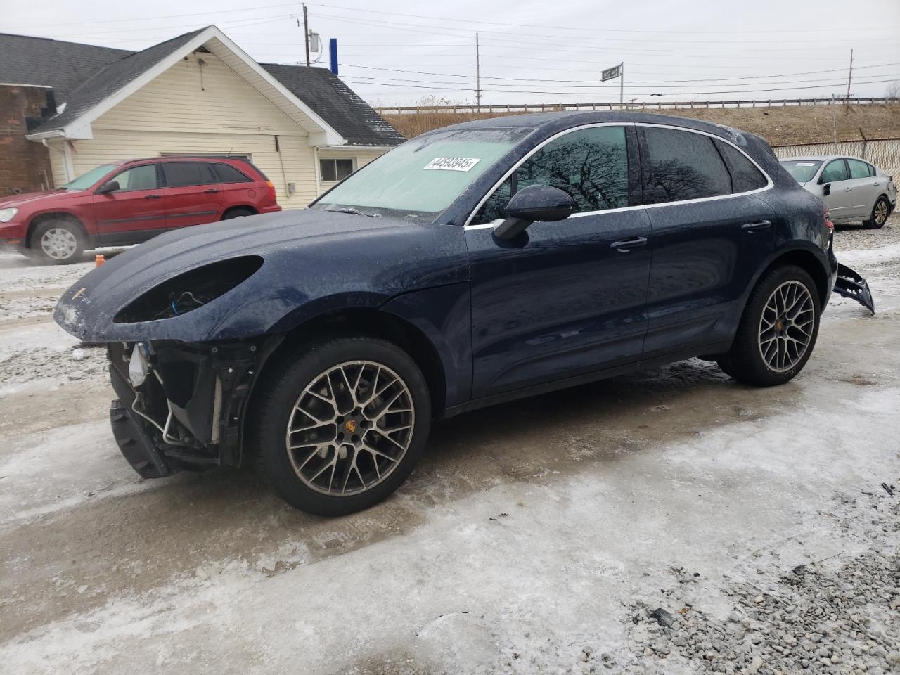 2016 Porsche Macan - Image 1