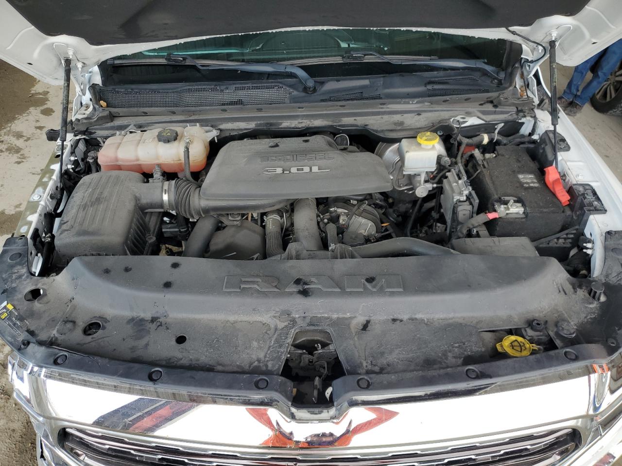 2021 RAM 1500 - Image 11