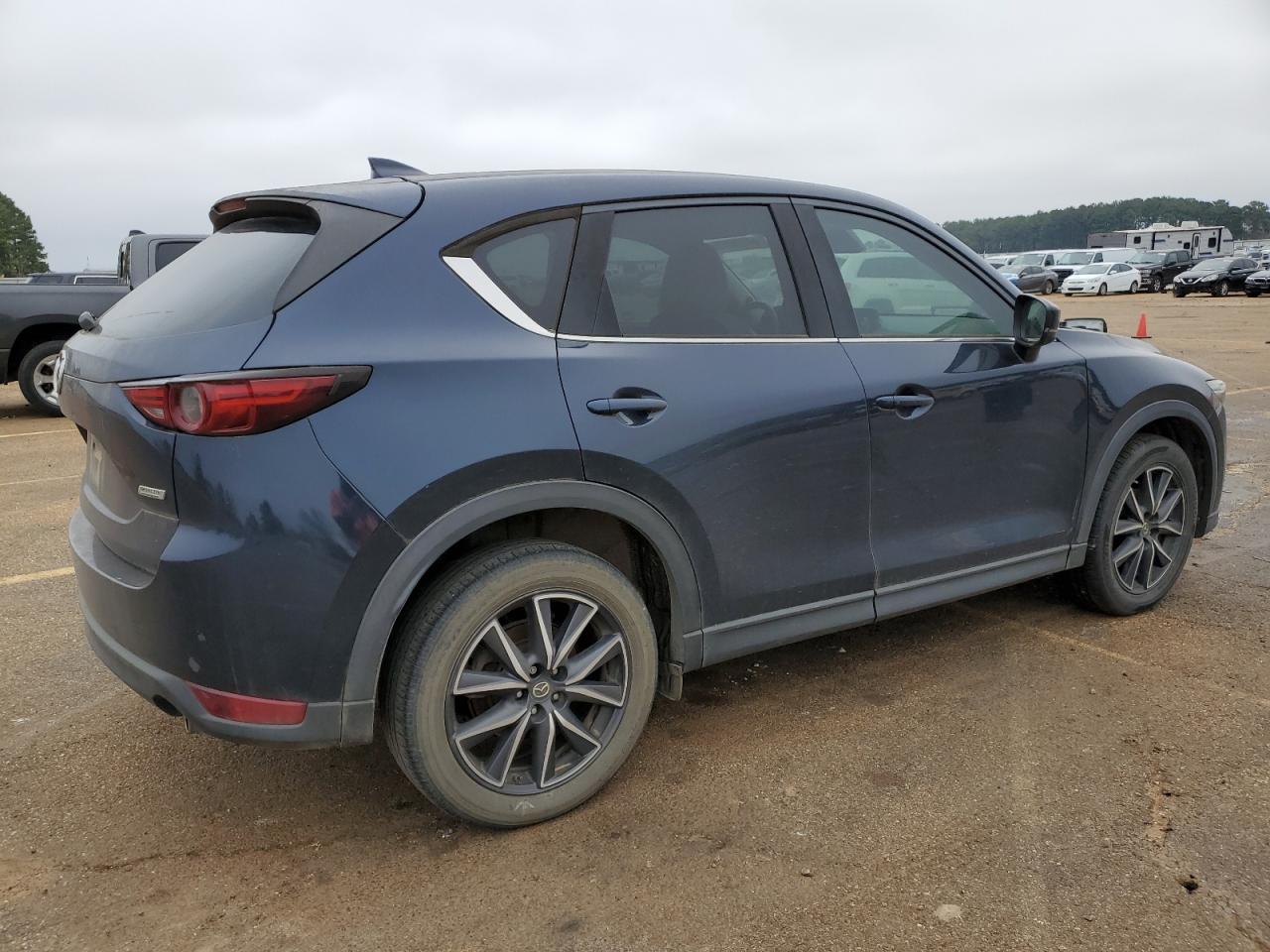 2017 Mazda CX-5 - Image 3