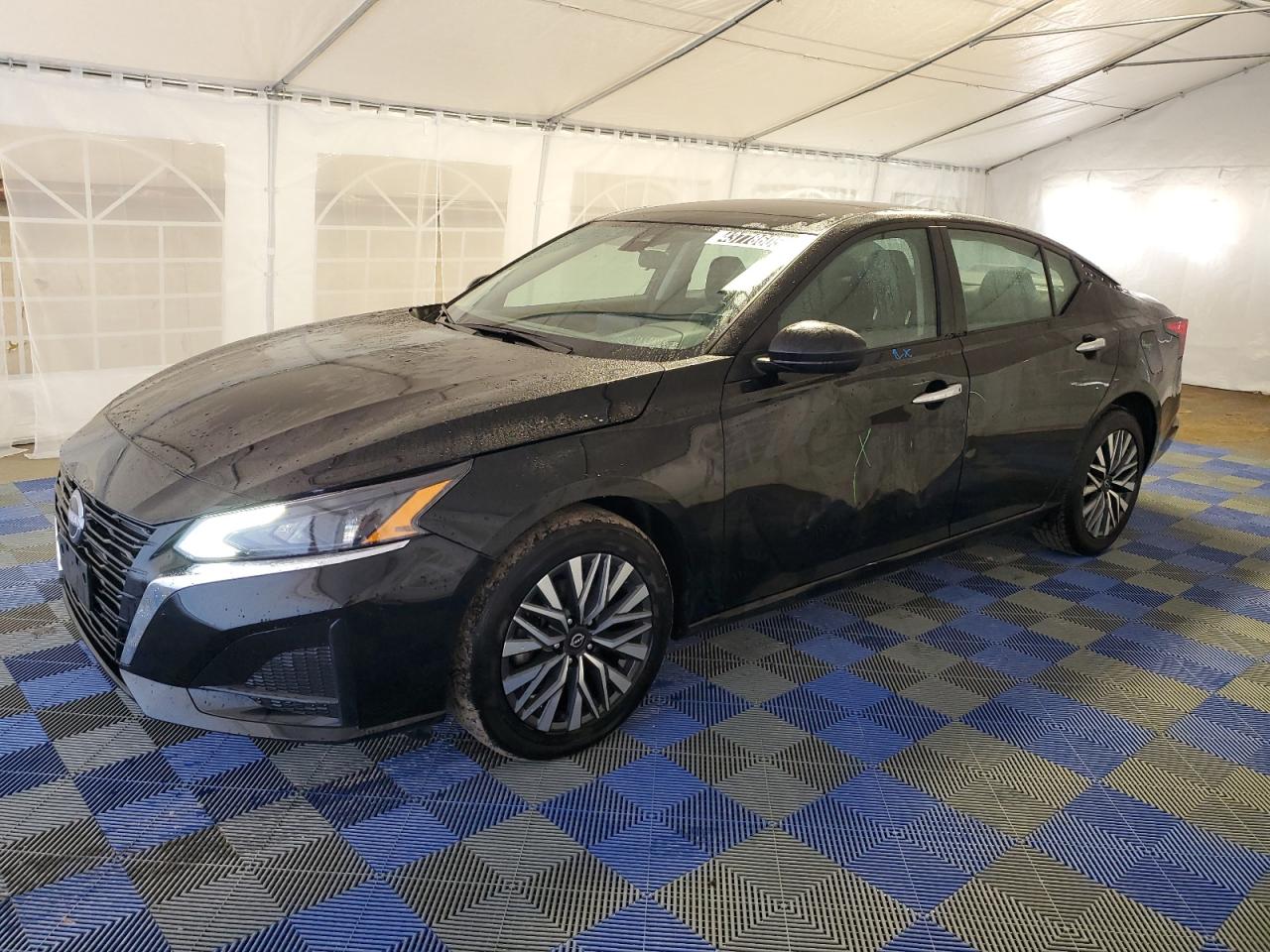 2024 Nissan Altima - Image 1