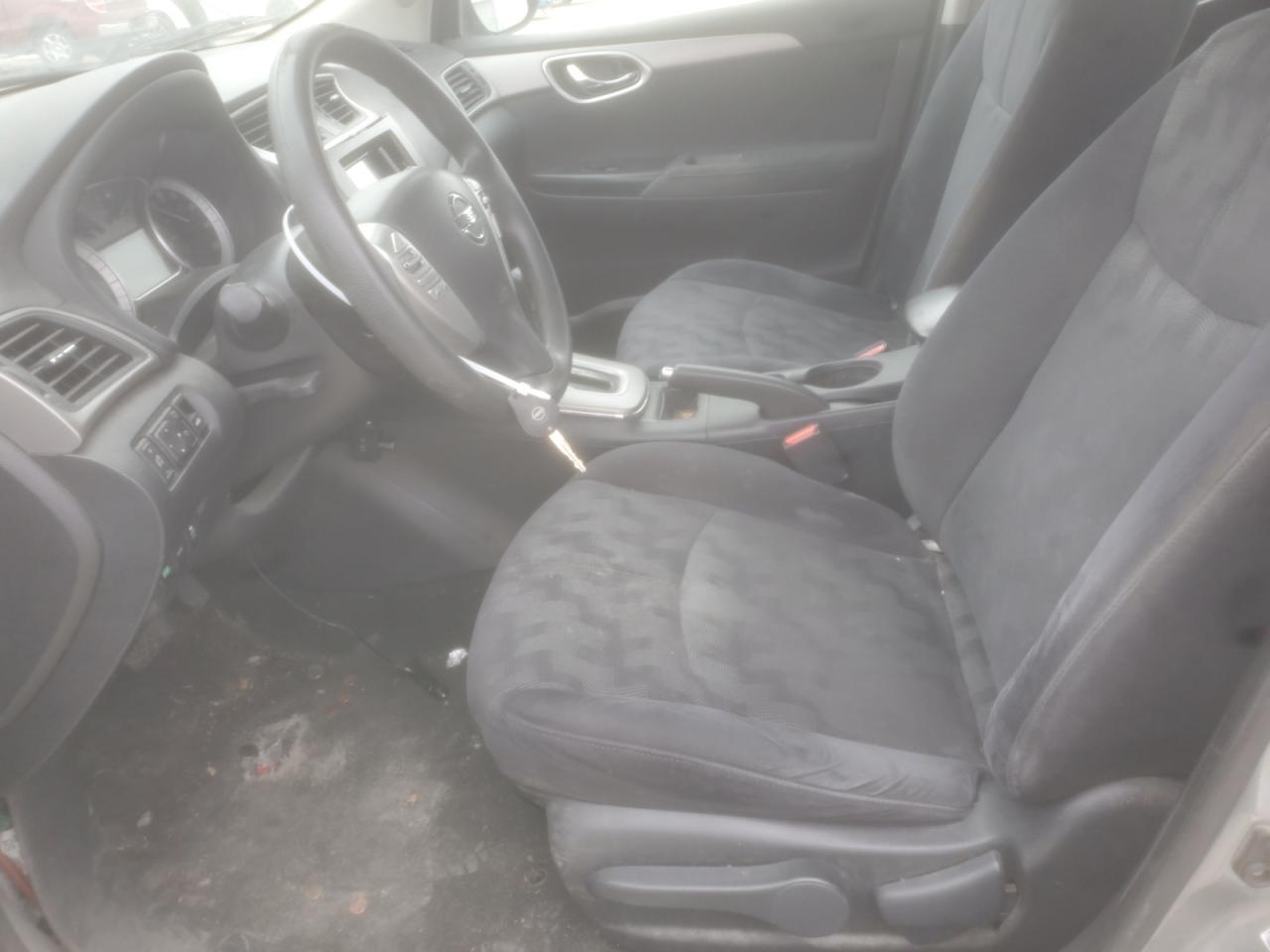 2013 Nissan Sentra - Image 7