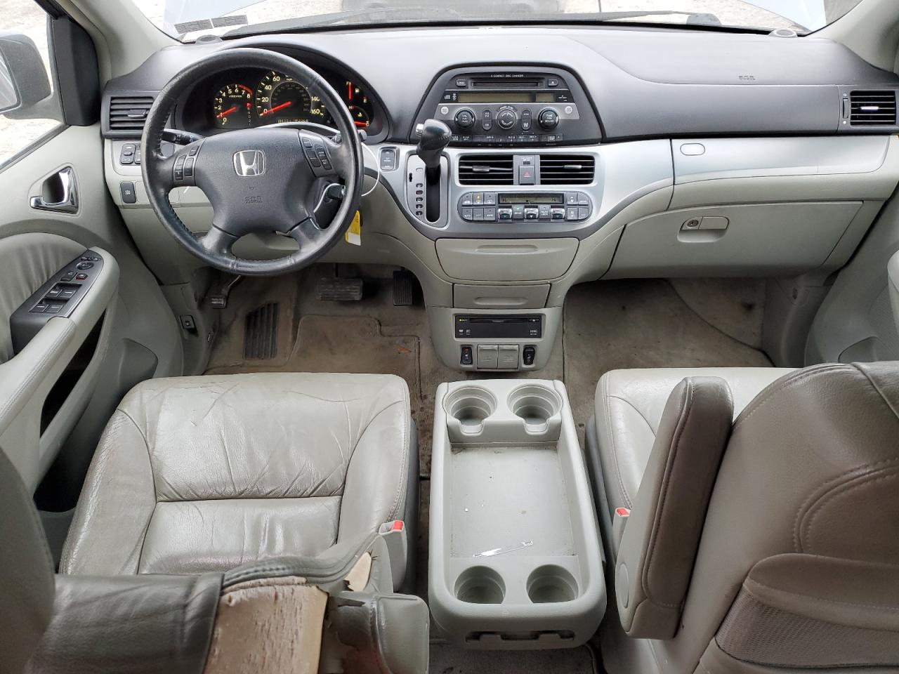 2006 Honda Odyssey - Image 8