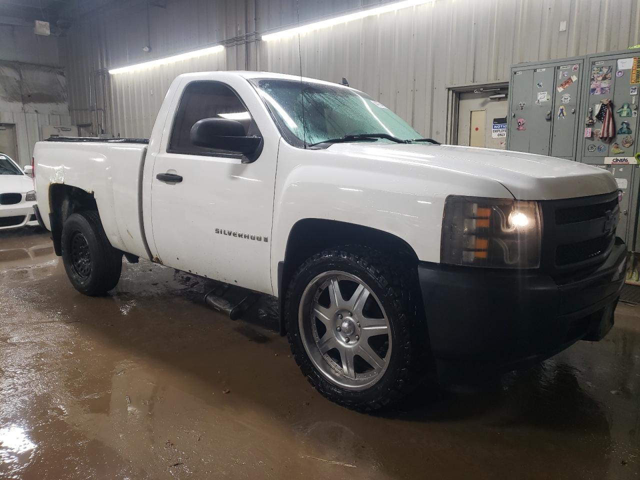 2008 Chevrolet Silverado - Image 4