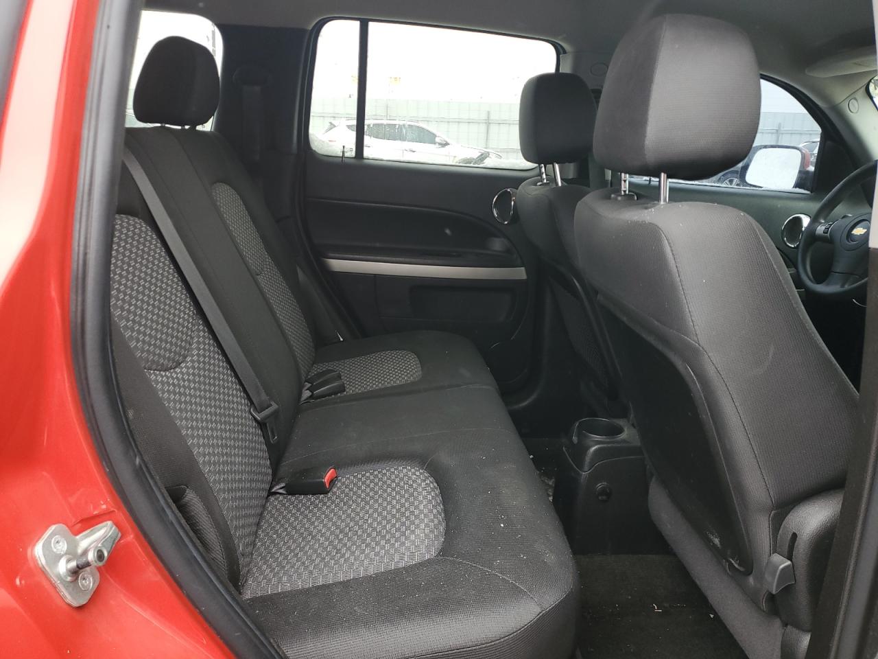 2011 Chevrolet HHR - Image 10