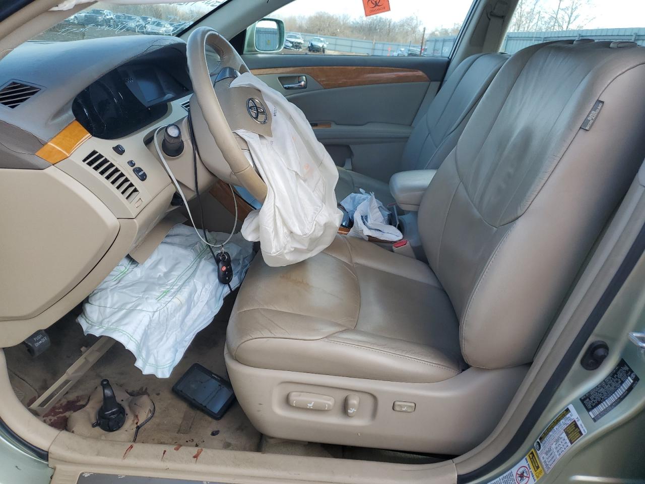 2007 Toyota Avalon - Image 7
