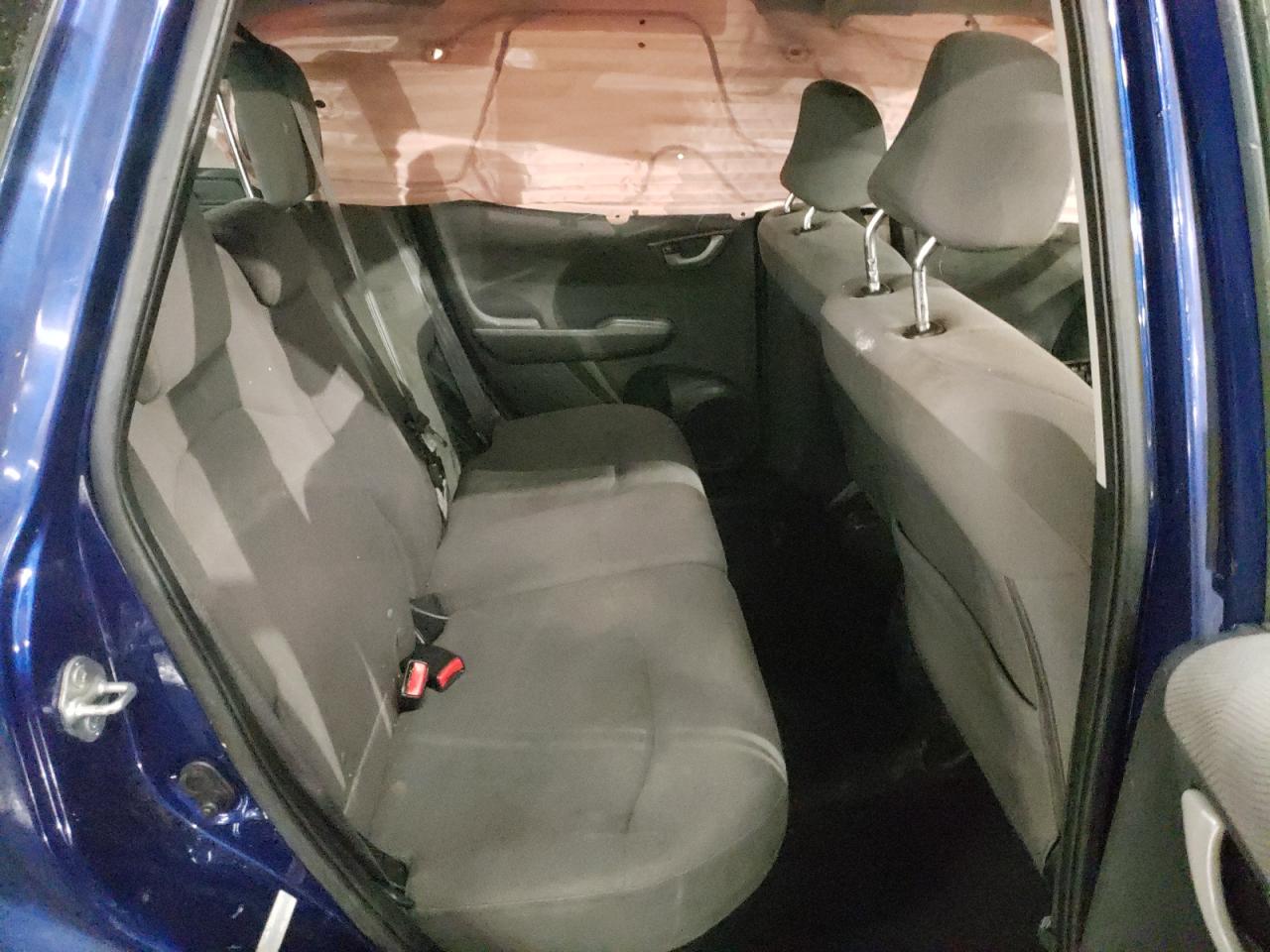 2013 Honda Fit - Image 10