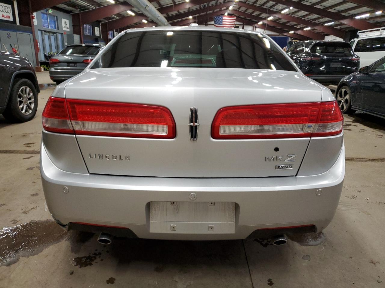 2011 Lincoln MKZ - Image 6