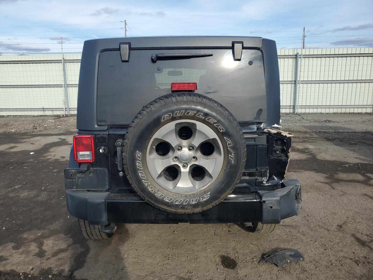 2016 Jeep Wrangler - Image 6