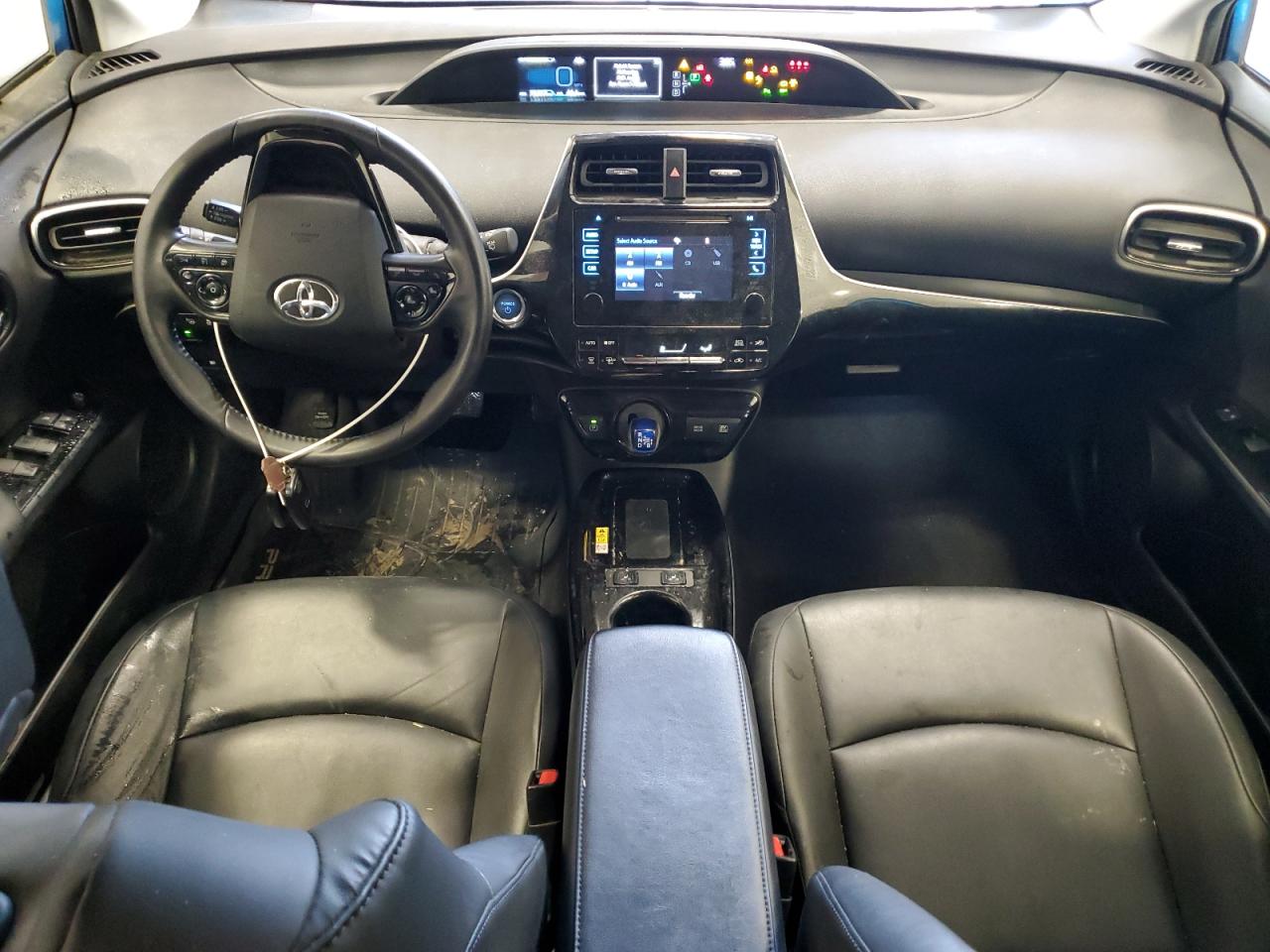 2019 Toyota Prius - Image 8