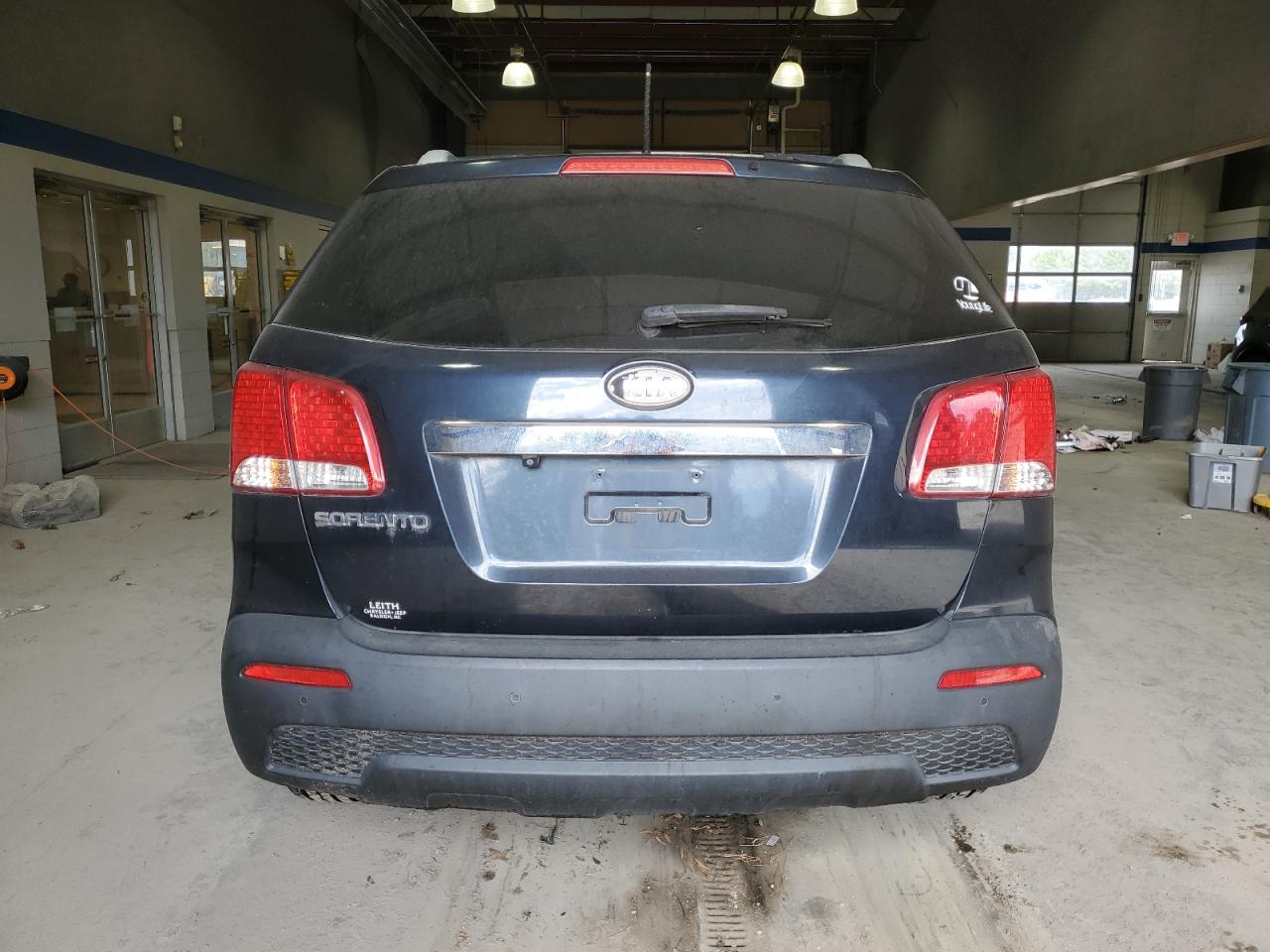 2012 Kia Sorento - Image 6